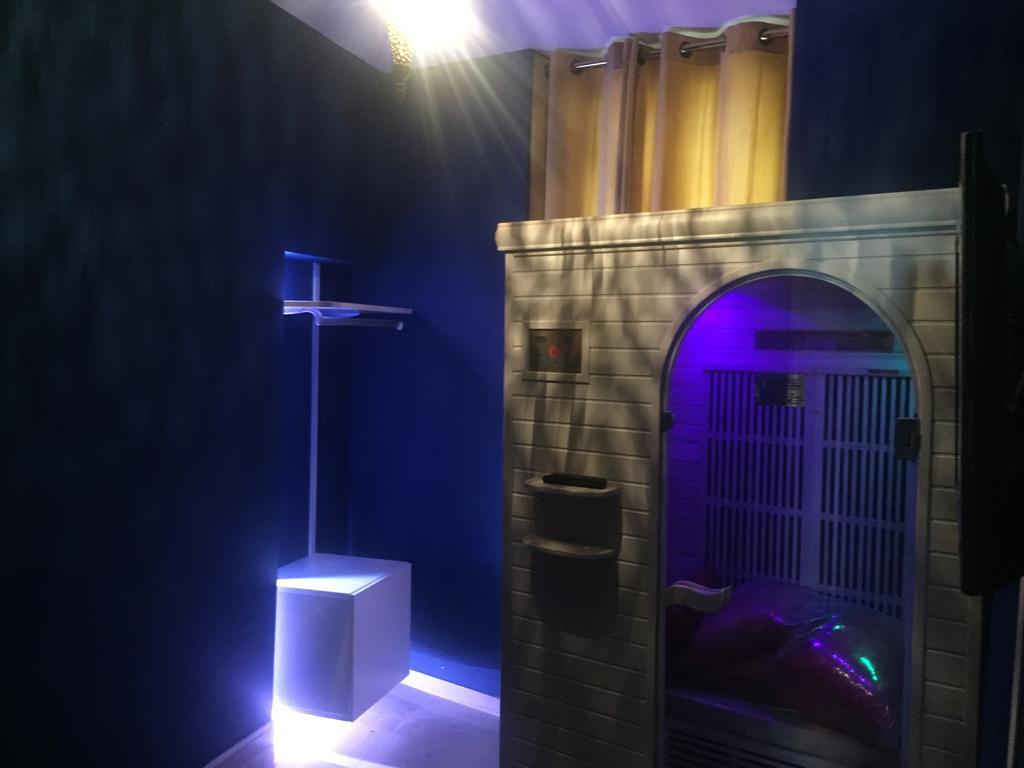 Le Love Spa Лион Экстерьер фото