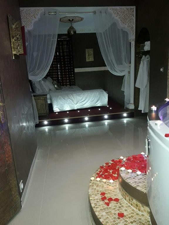 Le Love Spa Лион Экстерьер фото